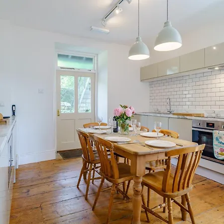 Апартаменты 3 Bed In Kendal Oc-75564 Crosthwaite