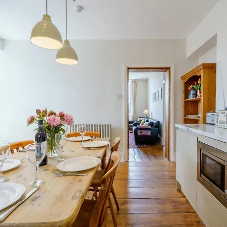 Appartement 3 Bed In 75564