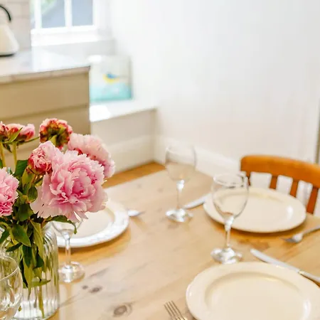 Appartement 3 Bed In 75564 *